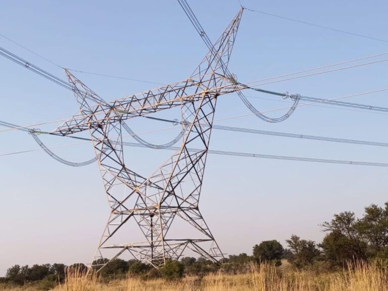 Electricity pylon shaped like human figure